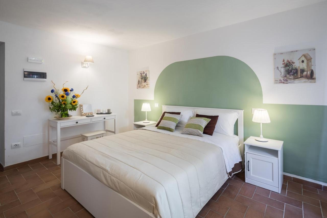 Bed and Breakfast La Crociata Сарцана Экстерьер фото