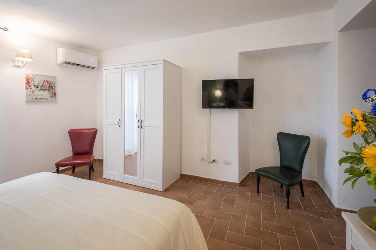 Bed and Breakfast La Crociata Сарцана Экстерьер фото